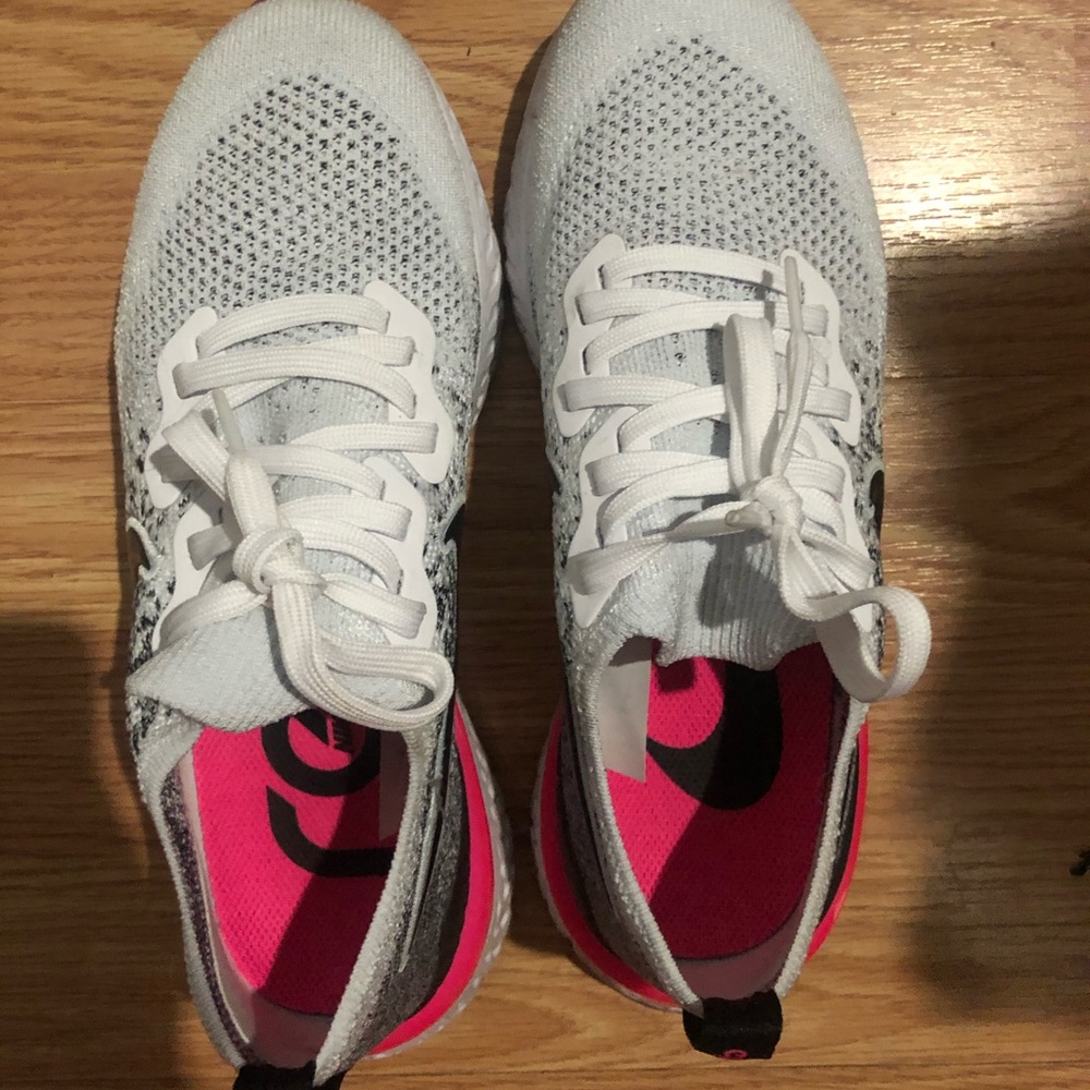 Nike Epic React Flyknit 2